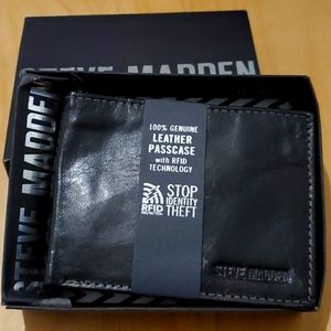 Steve Madden Genuine Leather Wallet